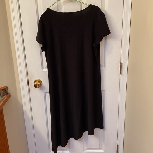 Irregular Hem Dress - Picture 3 of 3